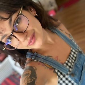 Meet your Posher, Katherine